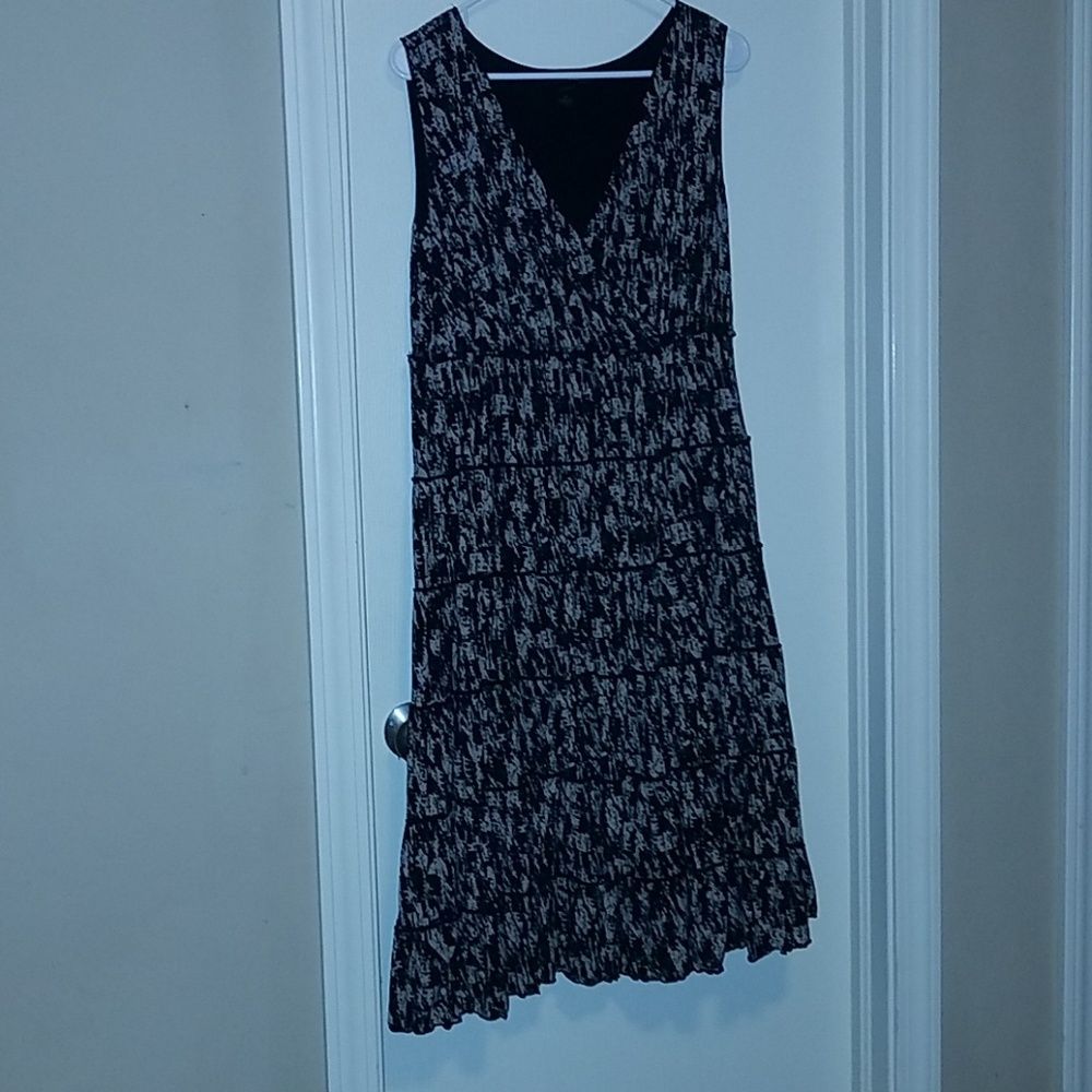 Black and white summer dress